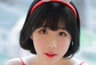 Addielyn(에디린)的夜晚随影，全景壁纸等你来挑剔