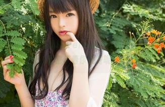 BoLoli菠萝社 – 柳侑绮Sevenbaby写真集来啦，下载后满满秘密等着你发掘呢！