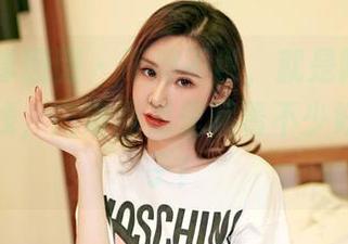 Feilin嗲囡囡 – 不得不说,就是阿朱啊的眼镜在线,高清画质里藏着不少好玩的段子!