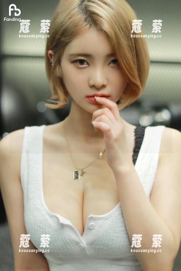 Hyoyeon(김효연)的瑜伽，谁说网盘里的不能迷人？
