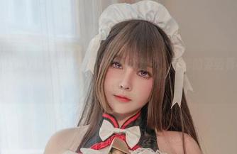 就问KANEKO咔喵全套写真中的A本修女，这样的姿势真不是在放低吗？
