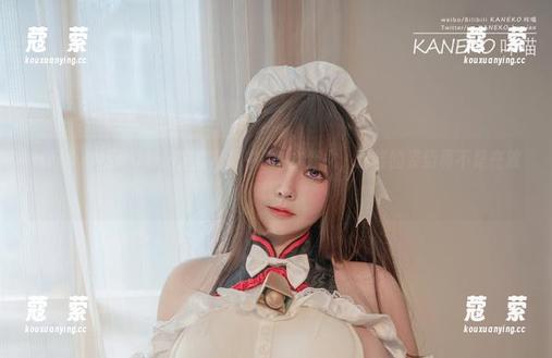 KANEKO咔喵 就问KANEKO咔喵全套写真中的A本修女,这样的姿势真不是在放低吗?