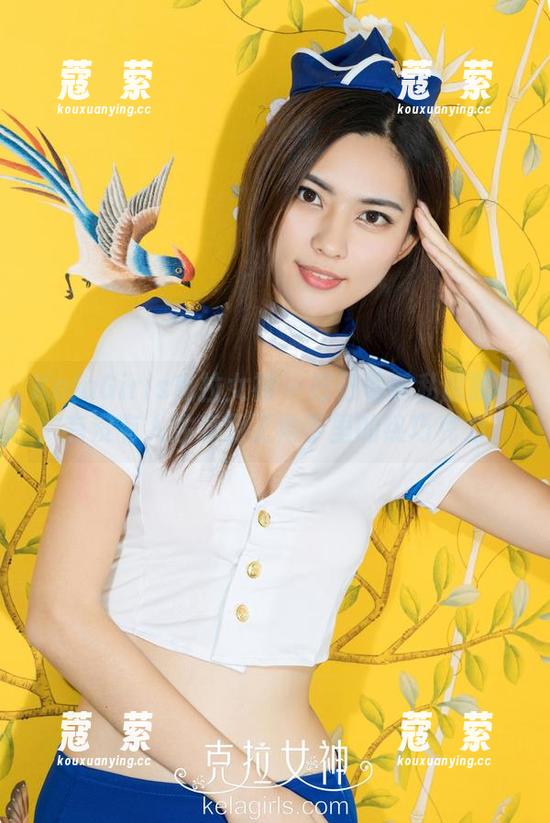KelaGirls克拉女神-丹丹 KelaGirls克拉女神 - 丹丹圣诞私房原图:有没有人注意到了她手里的热巧克力?