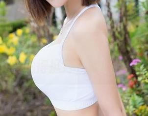 MiStar魅妍社 – 更新咯!芝芝Booty的礼服拍得挺好,她真会挑!