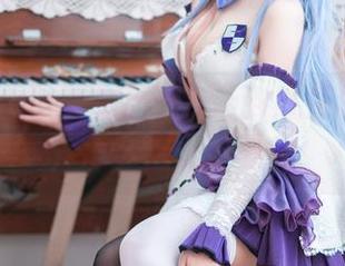 Momoko葵葵水手服cos到底是怎么回事,怎么这么好看?