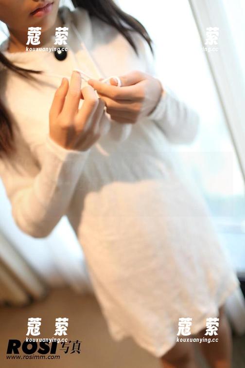 ROSI - 最新款式！杨晨晨的JK原图，让我想问……这裙子从哪个神仙店里淘来的？