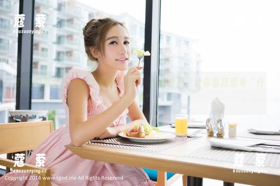 TGOD推女神 - 婚纱里的艾小青：套图合集，让你重新思考“什么是美”。
