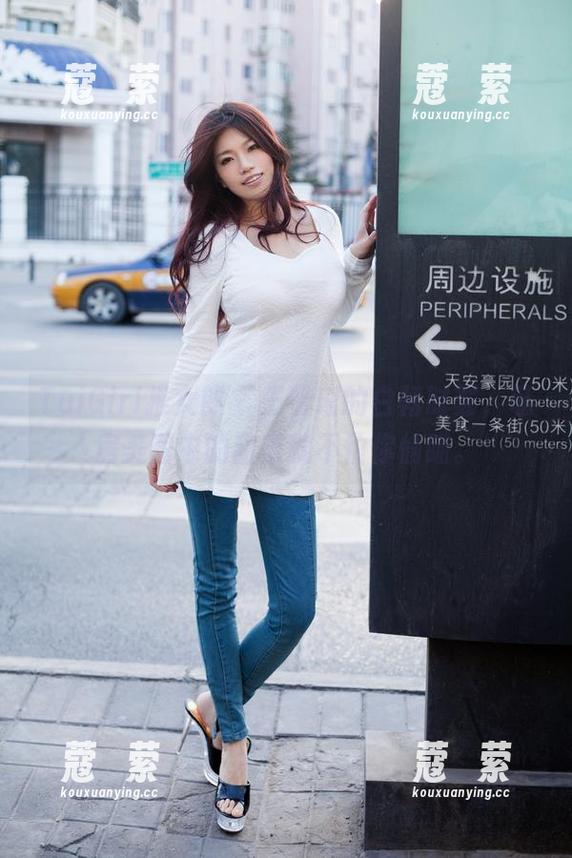 TuiGirl推女郎 - 王馨瑶的白裙时刻，私房美图中的甜蜜就不怕你偷瞄。