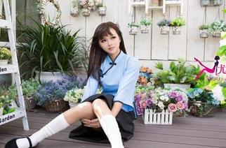 UGirls尤果网 – 推开游子熙的最新图册，甜心的味道正好吻上初秋