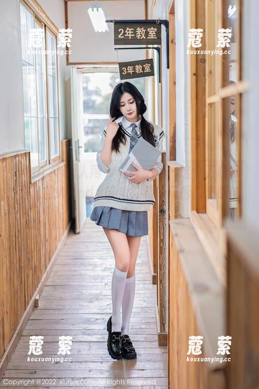 Xiuren秀人网-Wendy智秀 Xiuren秀人网 - ‘镂空’?这个工程师旁边的Wendy智秀教我如何拆解情感的壁垒啊!