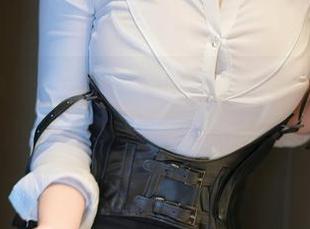 Xiuren秀人网 – tina_甜仔出品，学妹为主角，我的眼睛是不是有问题？
