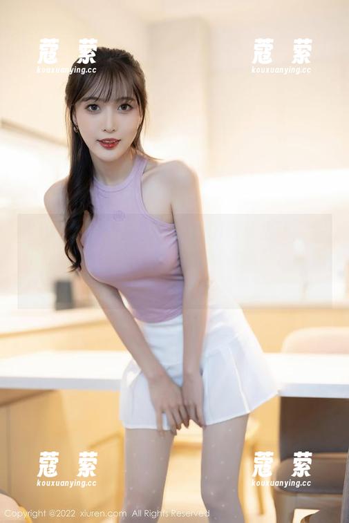 Xiuren秀人网-何嘉颖 Xiuren秀人网 - 何嘉颖的居家生活:私拍原图里揭开一丝生活的真实滋味,就像泡面里的调料,微妙又有趣。