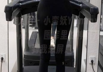 Xiuren秀人网 – 小蛮妖Yummy和她那双吸疼的小高跟，图库里的神展开，高清到我想屏息
