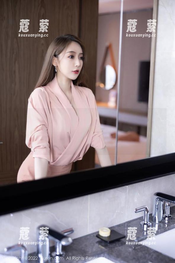 Xiuren秀人网 - 图集一出，月酱儿真让我想起了餐桌上的美食…好想尝尝油亮的诱惑！