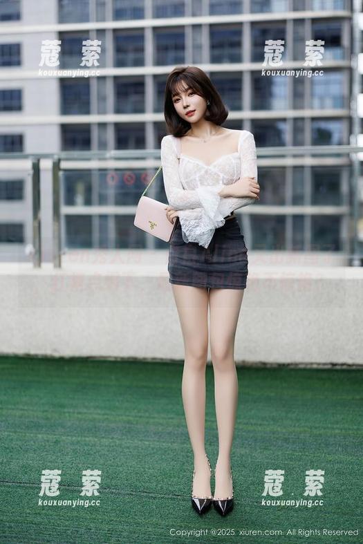Xiuren秀人网-白白Alina Xiuren秀人网 - 白白Alina又出新图了,红裙点缀下,最新图包惊艳不惊艳?