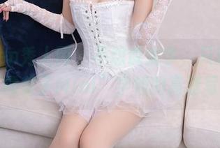 Xiuren秀人网 – 不想说太多，只想默默欣赏“糯美子Mini”学姐的高清写真集。
