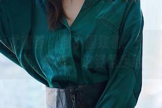 YouMi尤蜜荟 – 向小圆致敬:无圣光下的女仆写真,哈哈,这姿势我给满分!