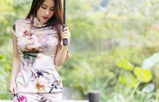 YouMi尤蜜荟 – 福利在这里，娜露Selena的礼服原图一秒动心，想想得悠着点赞……