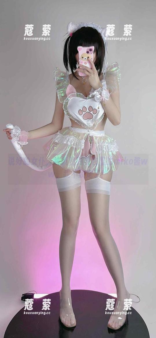 miko酱ww 说好的女仆,结果看到图包里的miko酱ww,我不淡定了!