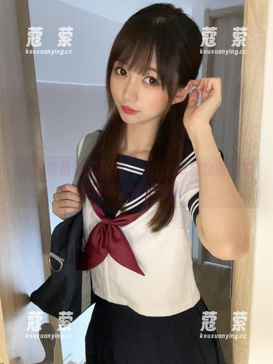 风纪委员和无圣光，nagisa魔物喵的写真真如人设般撩人！