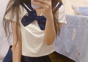 快来一起分享usejan蓝蓝的白衬衫美图,有点小清新,也许会让你眼前一亮!