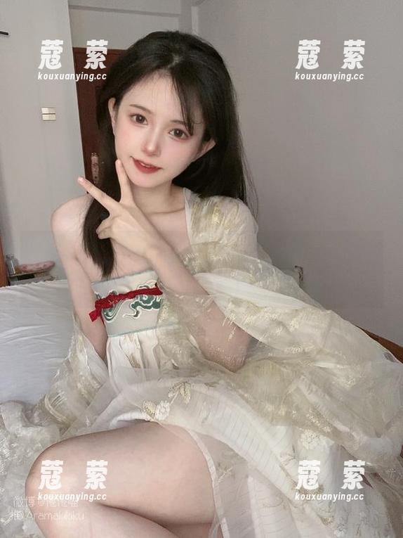随便翻翻倦倦喵的灰丝精选，偶遇懵懂与优雅