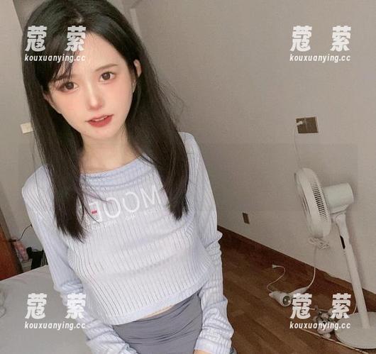 高清原图，倦倦喵这次巫女造型，你说她像不像？