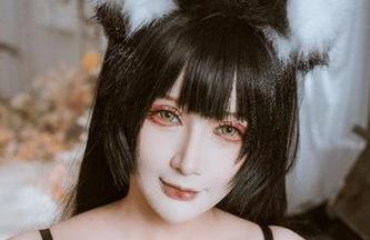 兔胖胖min的泳池合集，水面上的小嬉戏真逗！