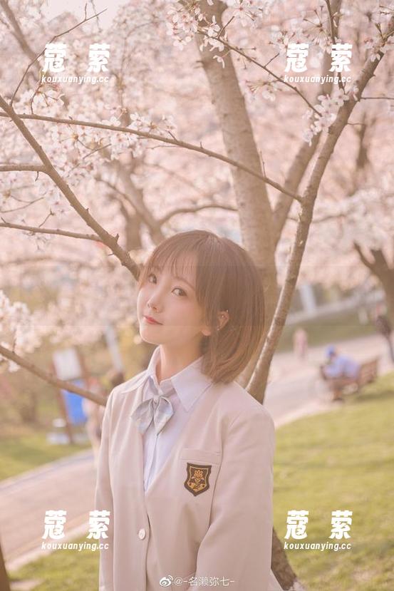 名赖弥七 蕾姆写真,名赖弥七说她真的是没法不火。