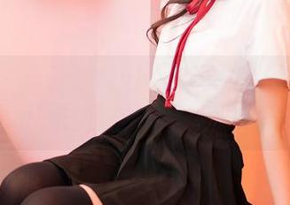 嗲囡囡 – 鱼子酱fish的新人模特第三套:从未见过的无圣光合集
