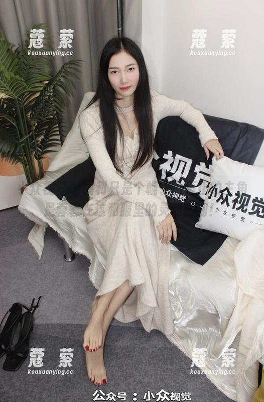 小众视觉-蓉蓉 小众视觉 - 福利只是个幌子,真正的主角是蓉蓉在这和服里的灵动时刻!