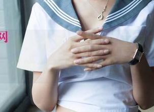 尤果网 – 姐,你又来撩了?看原图,程瑜西的照片中满是套路!