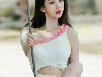 尤果网 – 看！在线的青树兔女郎，美图刷得我眼花缭乱