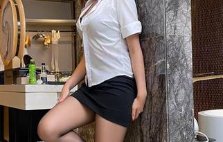 微密圈 – 翻开这本免费的张思允女神图册，瞬间觉得自己好像也能穿得像她！