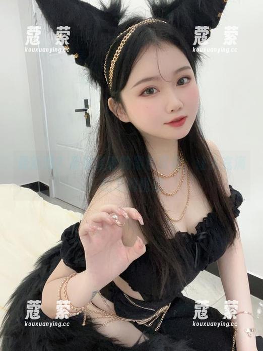 最新吗？是依酱呀的黑色皮裙，让人充满想象的图册