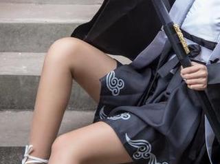 梦丝女神 – 看，这里有苏柔的泳池写真，以及一份随意的定制感