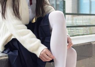 森萝财团 – 蕾丝的流转间：私房图集里Aika的细微意图