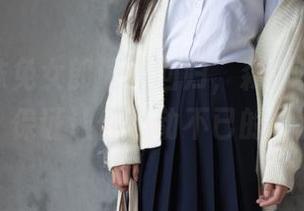 黑丝网袜免女郎闪亮回归，森萝财团新图包更新，保证让你心动不已的想法绽放！
