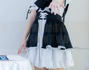 物恋传媒 – 作品集里的樱树:菲菲的高清,不似树下安静