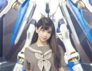 神探火狸狸的夏日在线:那条裙子在风中舞动,得找借口去买一条。