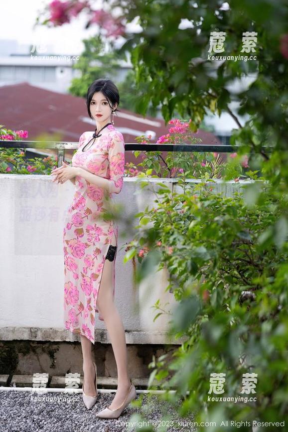 秀人网-伊丽莎有点白 秀人网 - 说好的水手服,结果是什么?伊丽莎有点白最新写真集让你大开眼界,真无语!