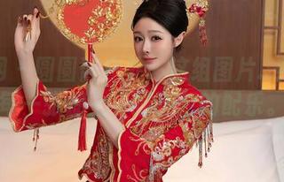 秀人网 – 圆圆酱户外：这组图片…我要给每一张加上“猫步”的配乐。