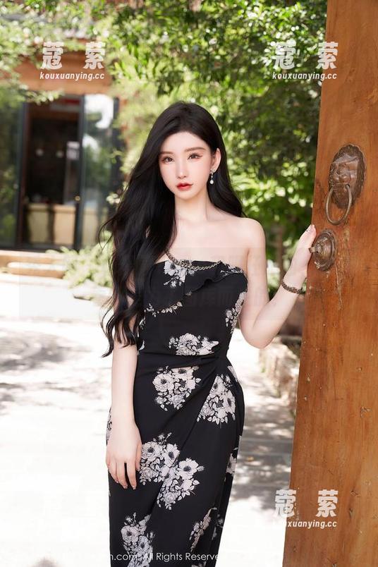 秀人网 - 杨晨晨Yome和服狂想曲，怎么看都是为了图库而生的！