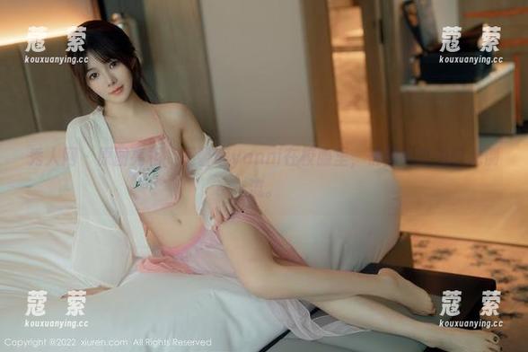 秀人网 - 原图亮相，王馨瑶yanni在校服里，恍惚间以为时光倒流。