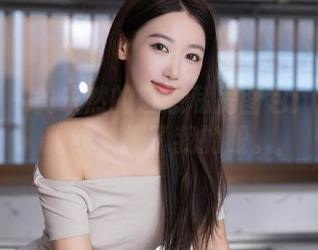秀人网 – 黄乐然的魅惑私房图包：黑丝与豹纹，撞了我的眼。