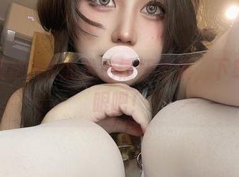 芊川一笑MNK的粉色情怀全集，下载先洗洗眼吧！
