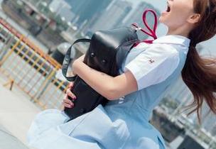菠萝社 – 原图就问你服不服？王语纯那双“美脚”壁纸又想偷走我的心了！