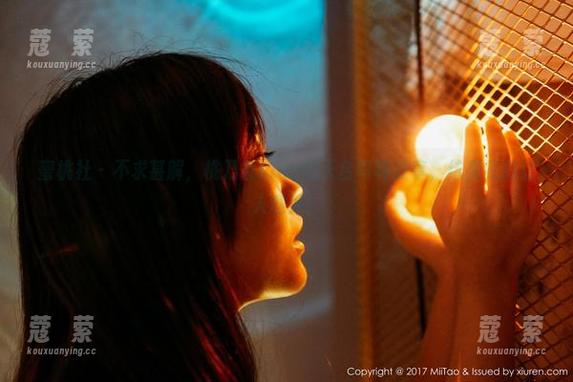蜜桃社 - 不求甚解，桃乃香Tina的天台写真分享，结果还挺让人意外！