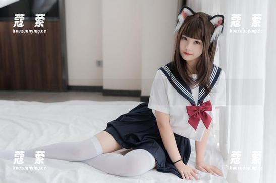 蜜汁猫裘 教室的蜜汁猫裘:这壁纸太可爱了,舍不得换掉。