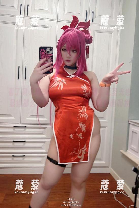 看了贝贝琪Becky的黑色系列，无圣光也显得那么自然，非美图不可，这种调调我喜欢。